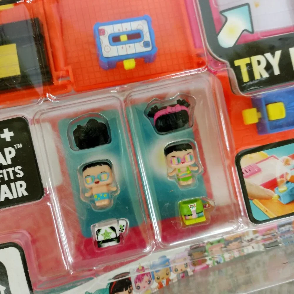 My Miini MixieQ's Neon Arcade Playset NEW Set of 2